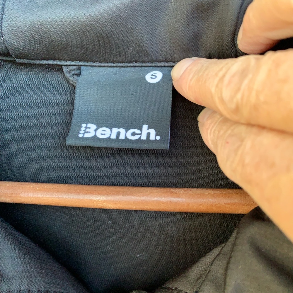 Bench Jacket - Picture 2 of 5